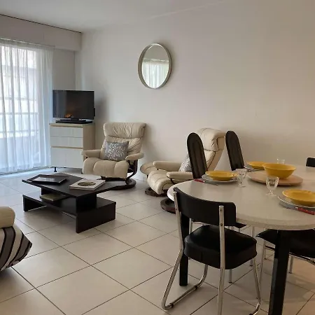 Apartment Antibes, 2 Pieces, 4 Personnes - Fr-1-252-179